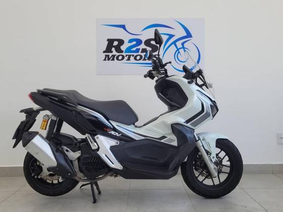 HONDA ADV 